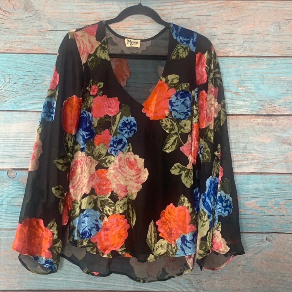 SMYM Black Floral Top Size Small